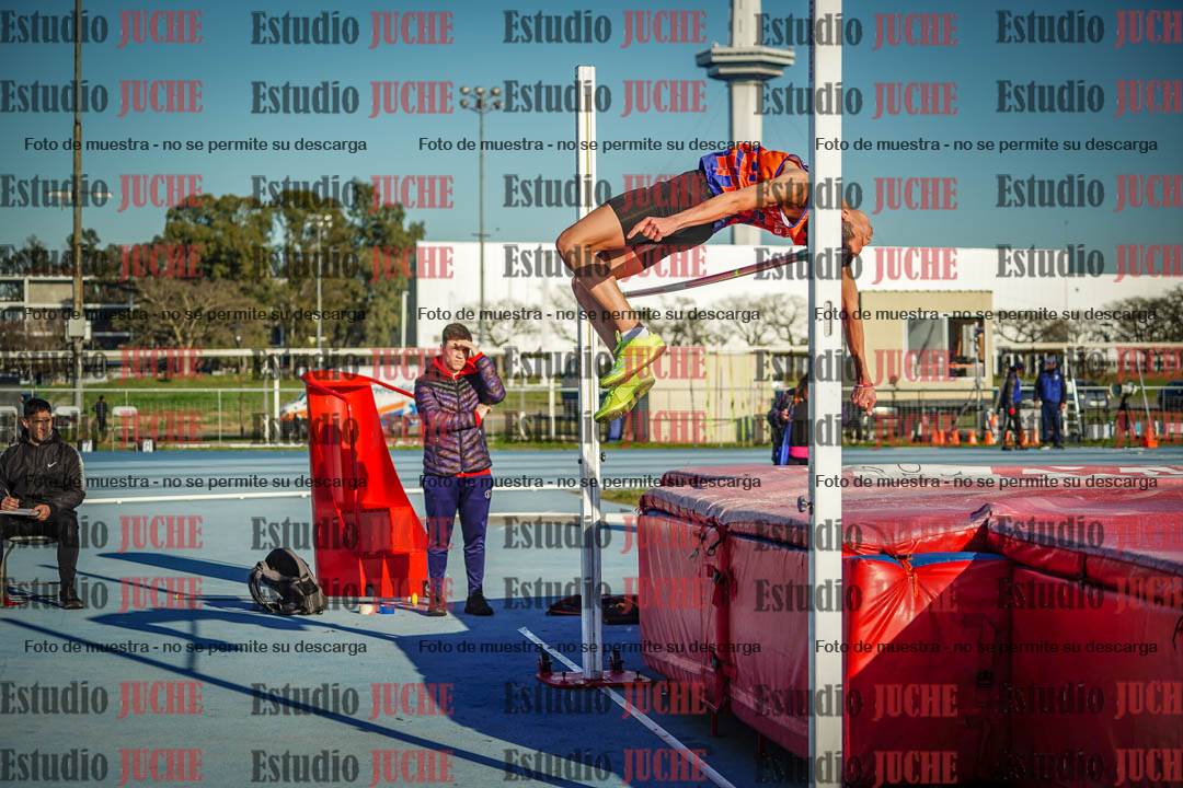 Fotos del salto en alto de varones