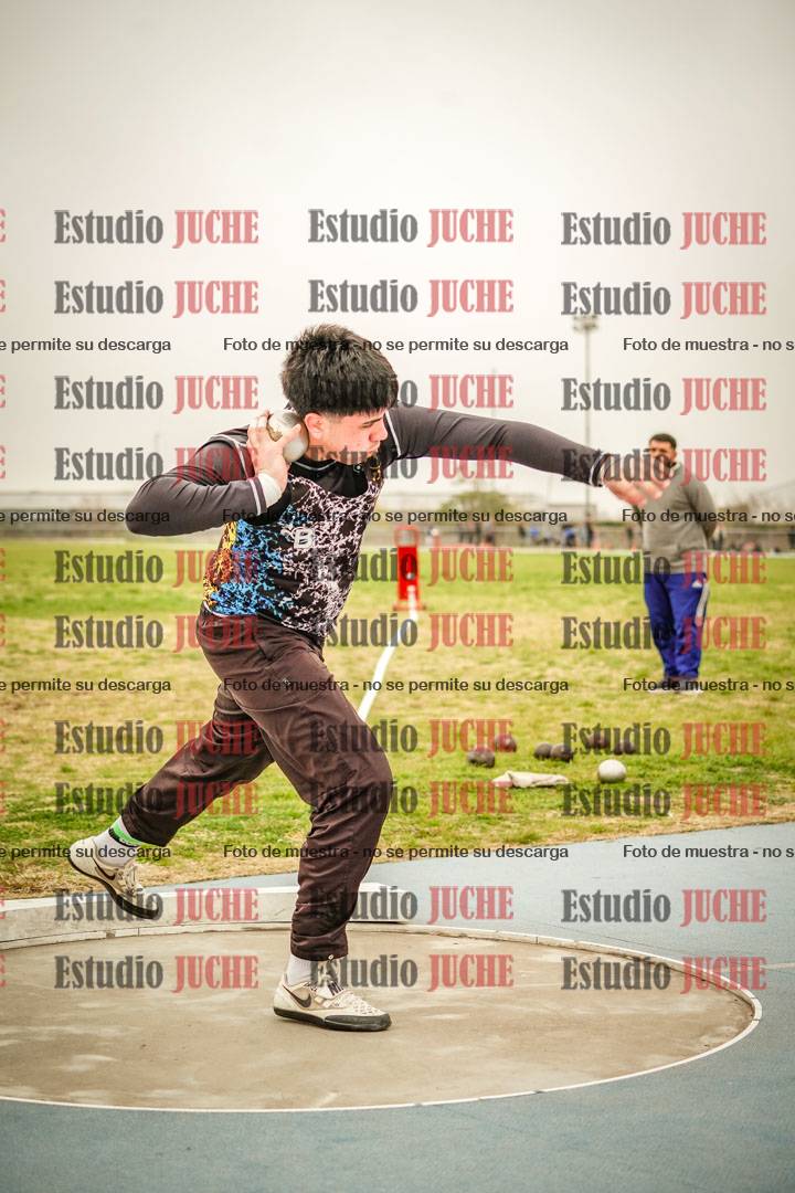 Fotos del lanzamiento de bala de varones