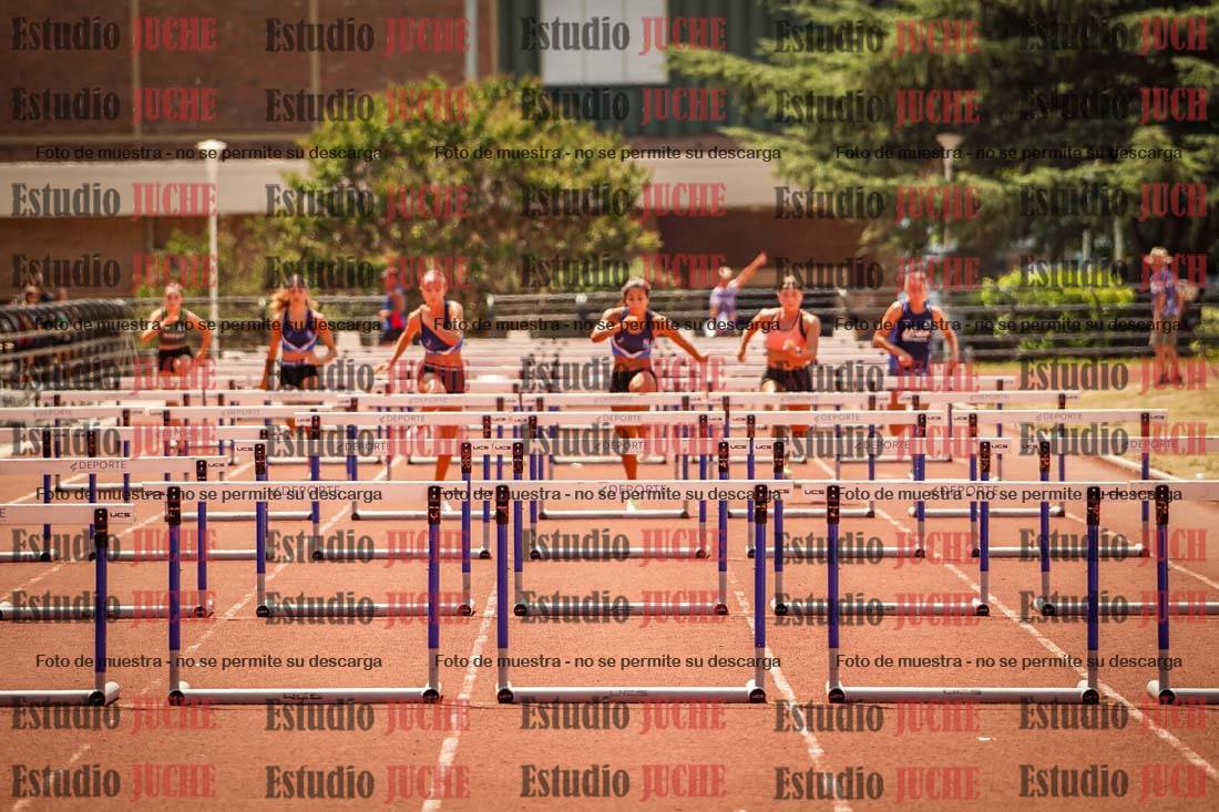 Fotos de los 100 m con vallas de mujeres