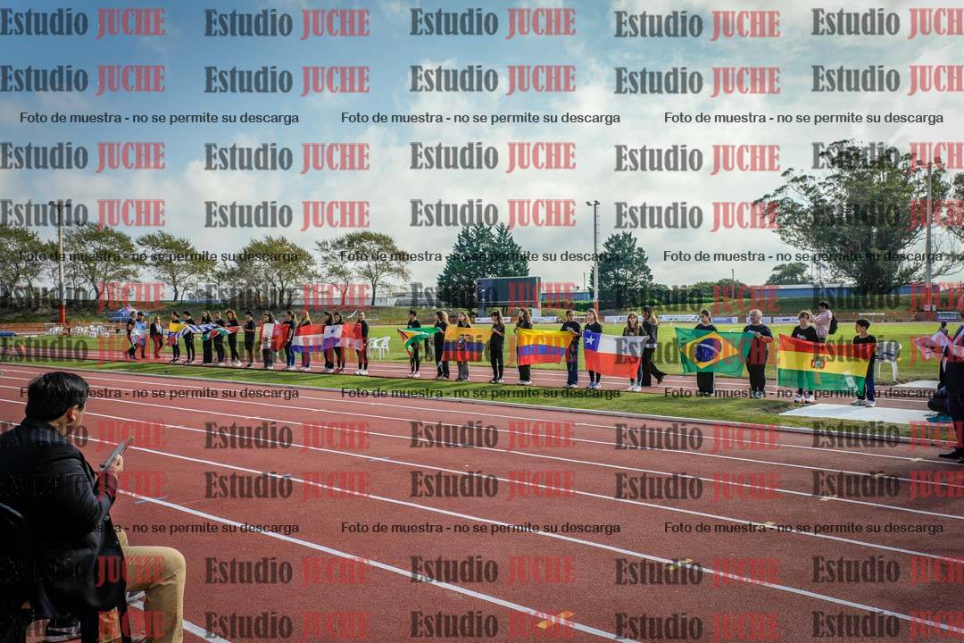 Fotos de algunos extras y podios del día 1