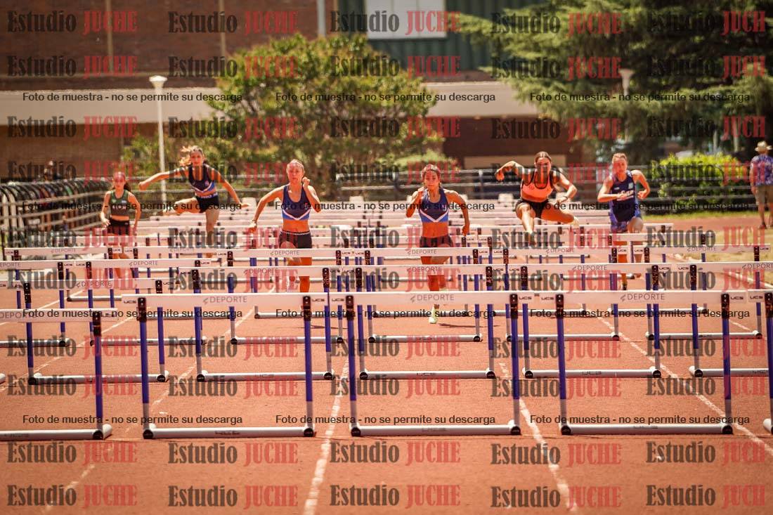 Fotos de los 100 m con vallas de mujeres