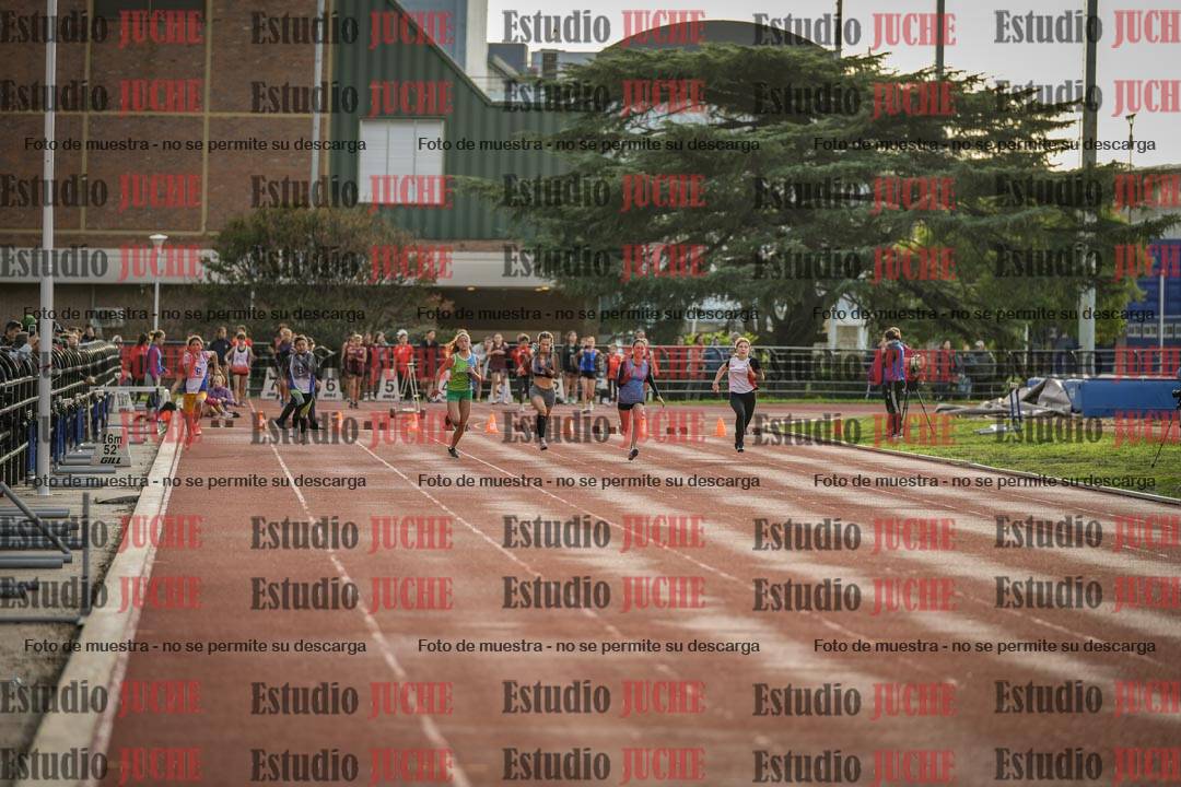 Fotos de los 80 m llanos de mujeres