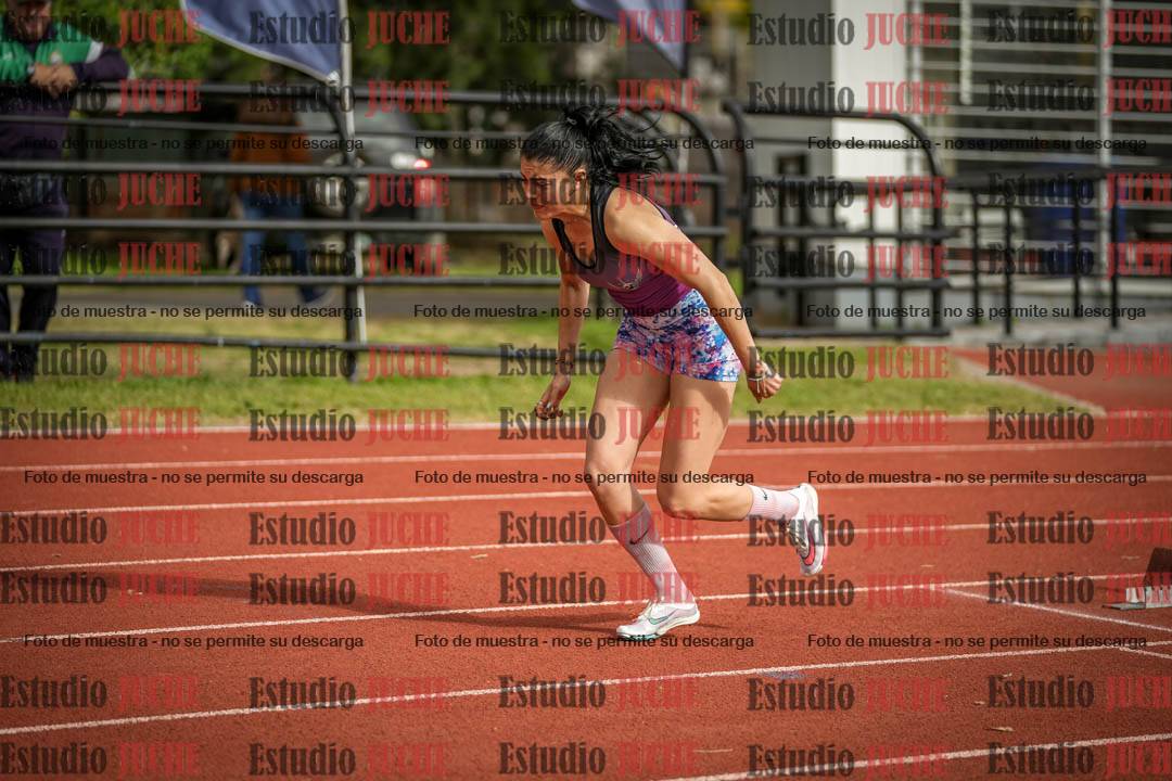 Fotos de los 400 m con vallas de mujeres