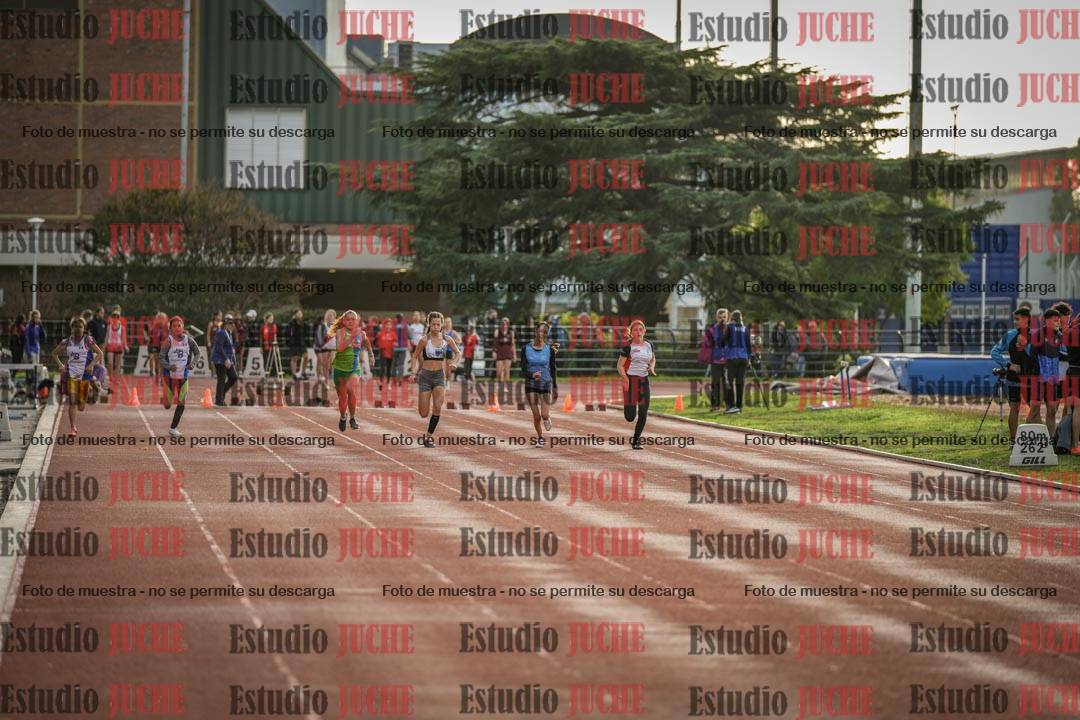 Fotos de los 80 m llanos de mujeres