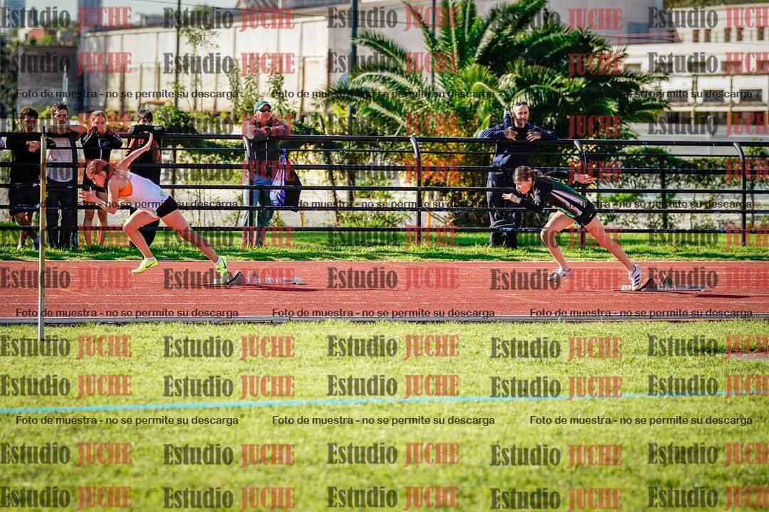 Fotos de los 295 m con vallas de mujeres