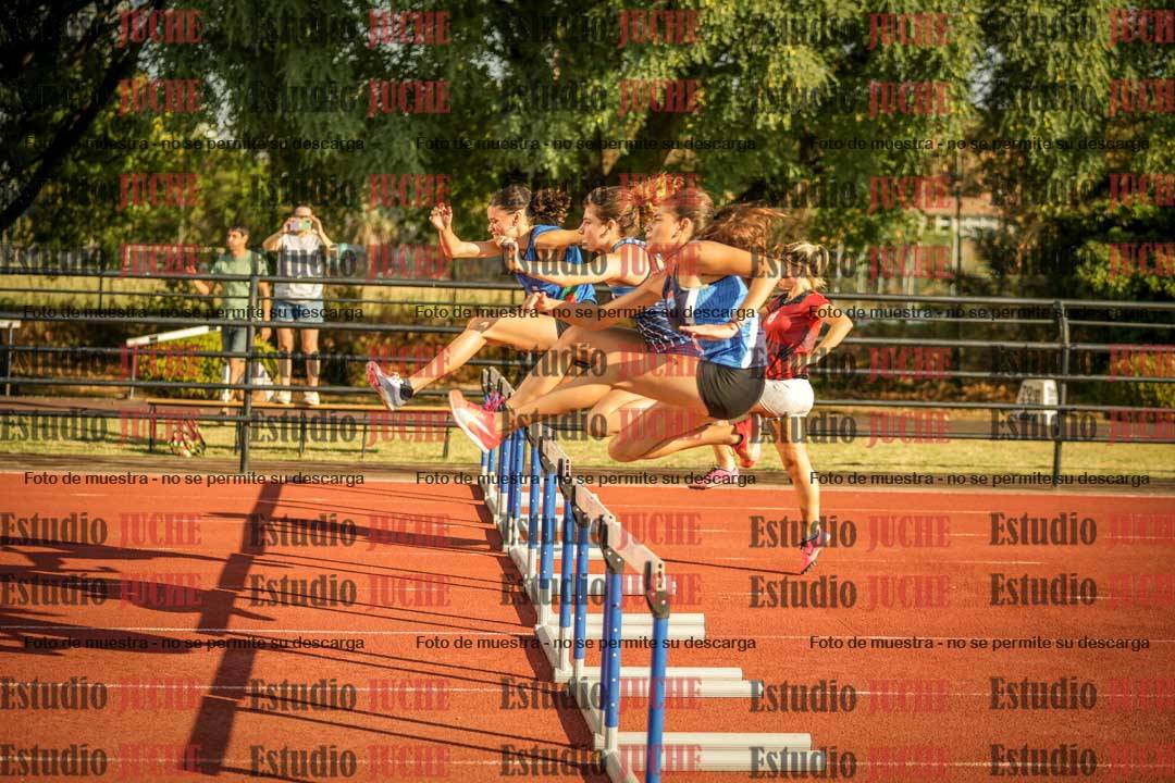 Fotos de los 100 m con vallas de mujeres - combinadas 1