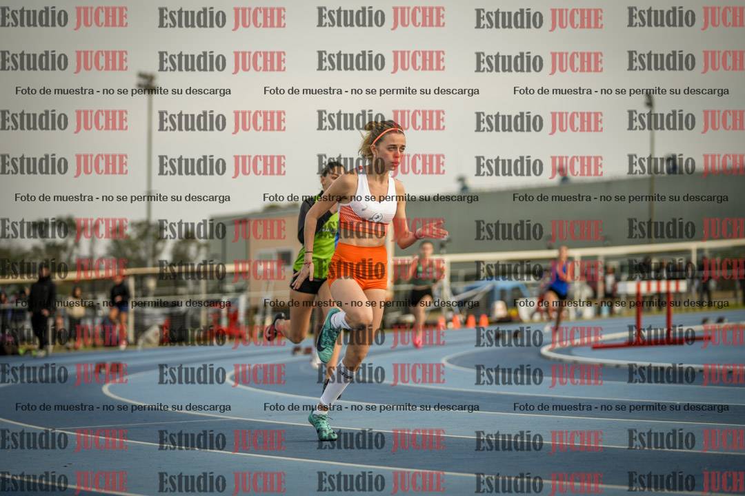 Fotos de los 400 m con vallas de mujeres