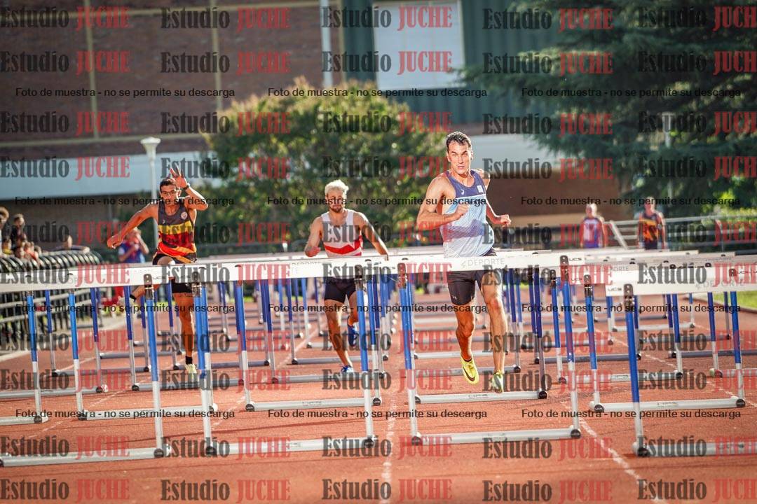 Fotos de los 110 m con vallas de varones - decatlón 6
