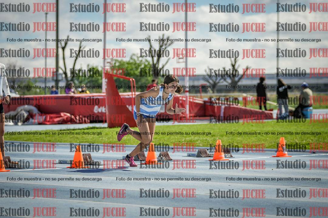 Fotos de los 80 m con vallas de mujeres