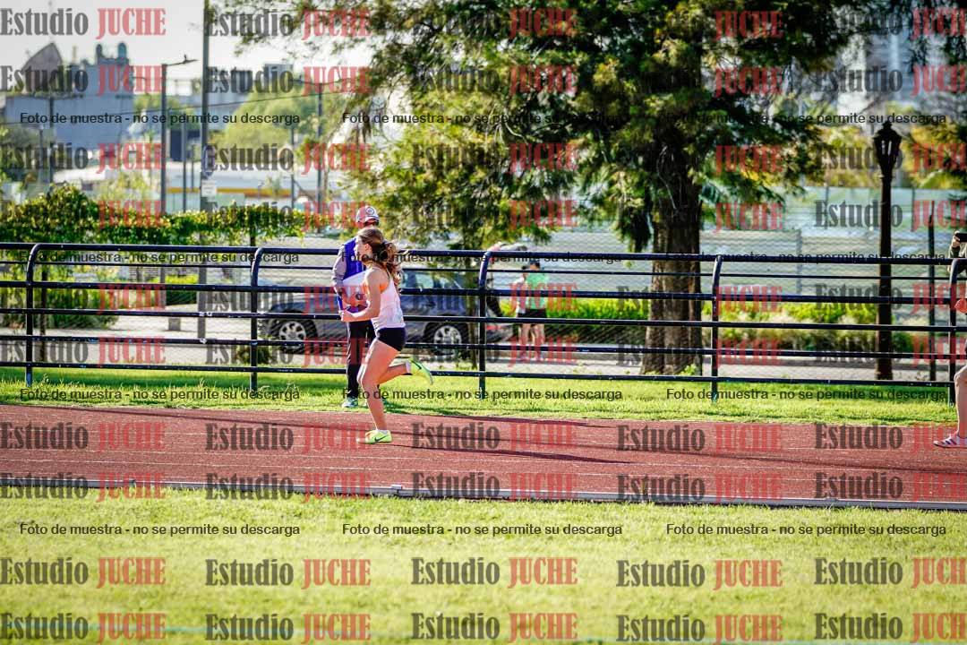 Fotos de los 295 m con vallas de mujeres