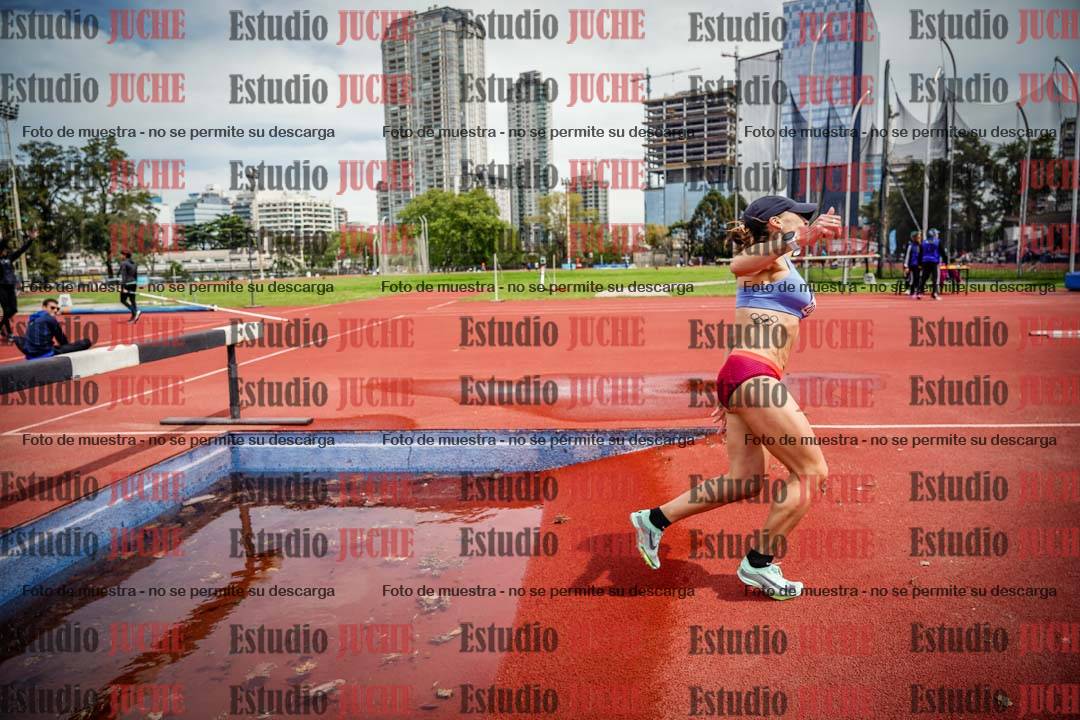 Fotos de los 2000 m con obstáculos de mujeres