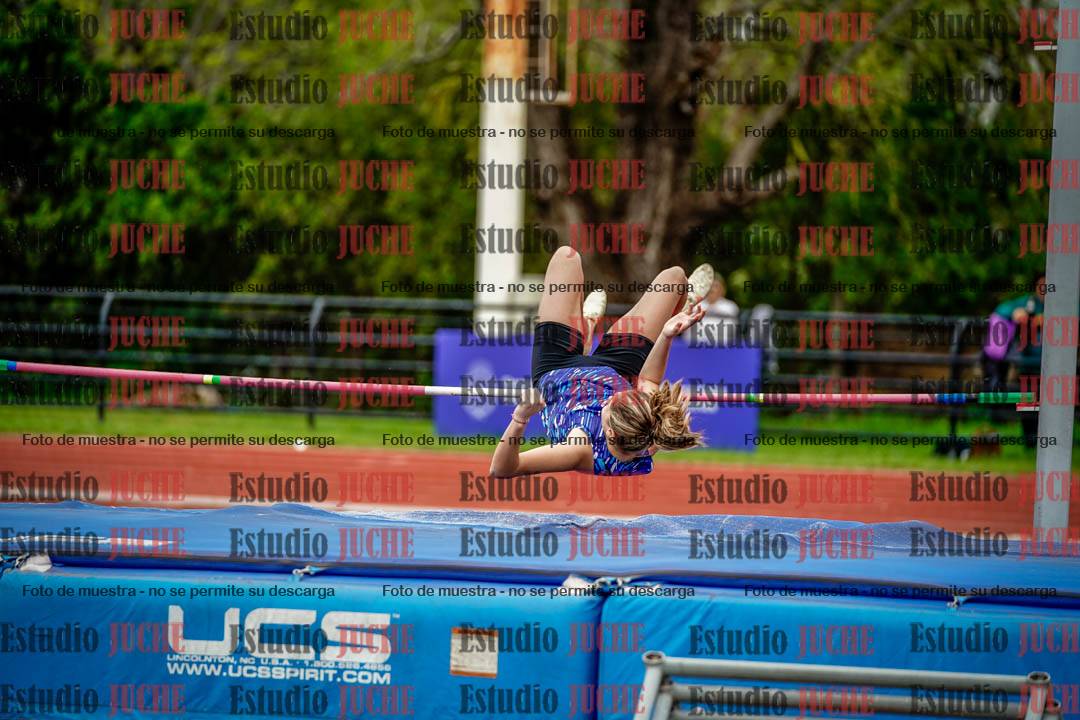 Fotos del salto en alto de mujeres