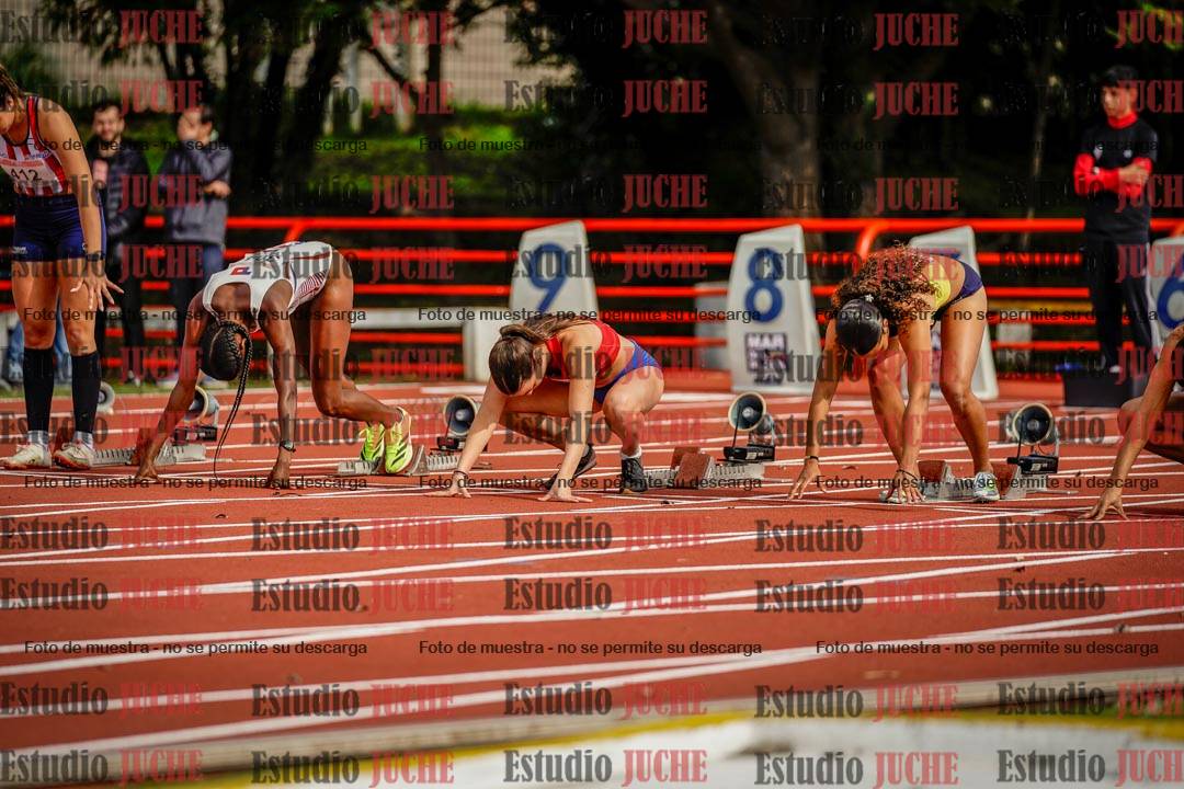 Fotos de los 100 m con vallas de mujeres
