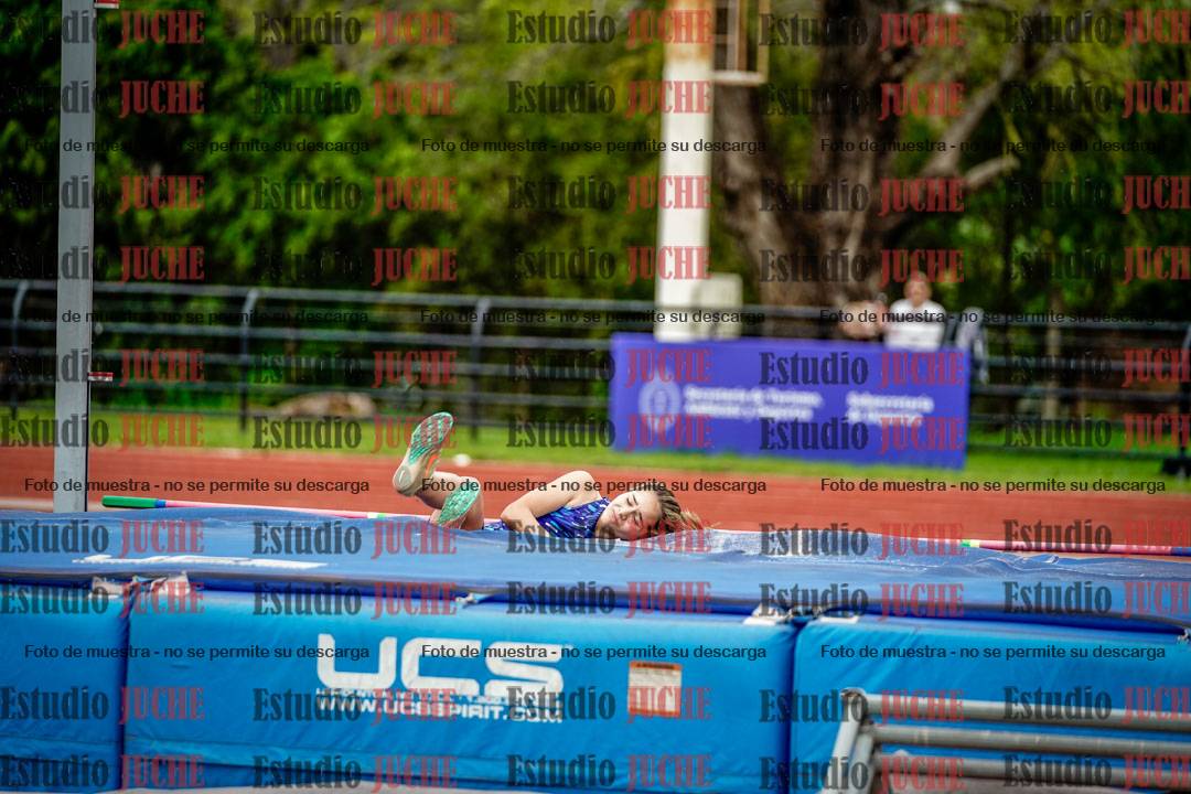 Fotos del salto en alto de mujeres