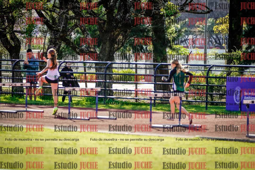 Fotos de los 295 m con vallas de mujeres