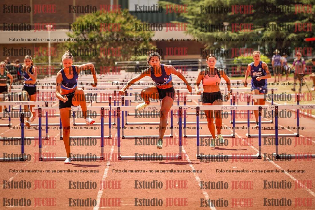 Fotos de los 100 m con vallas de mujeres