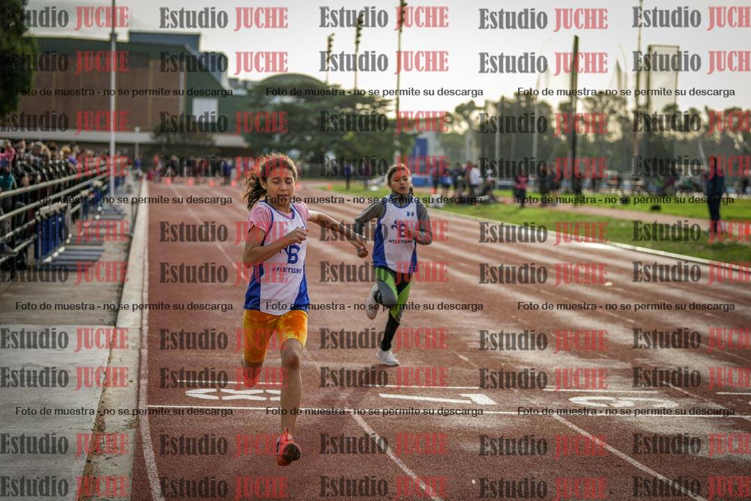 Fotos de los 80 m llanos de mujeres