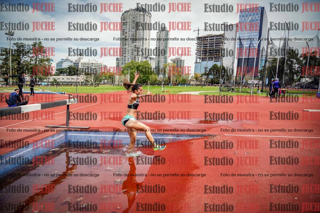 Fotos de los 2000 m con obstáculos de mujeres