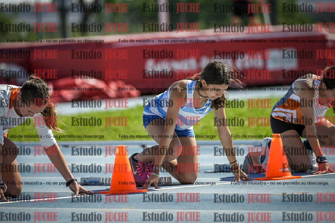 Fotos de los 80 m con vallas de mujeres