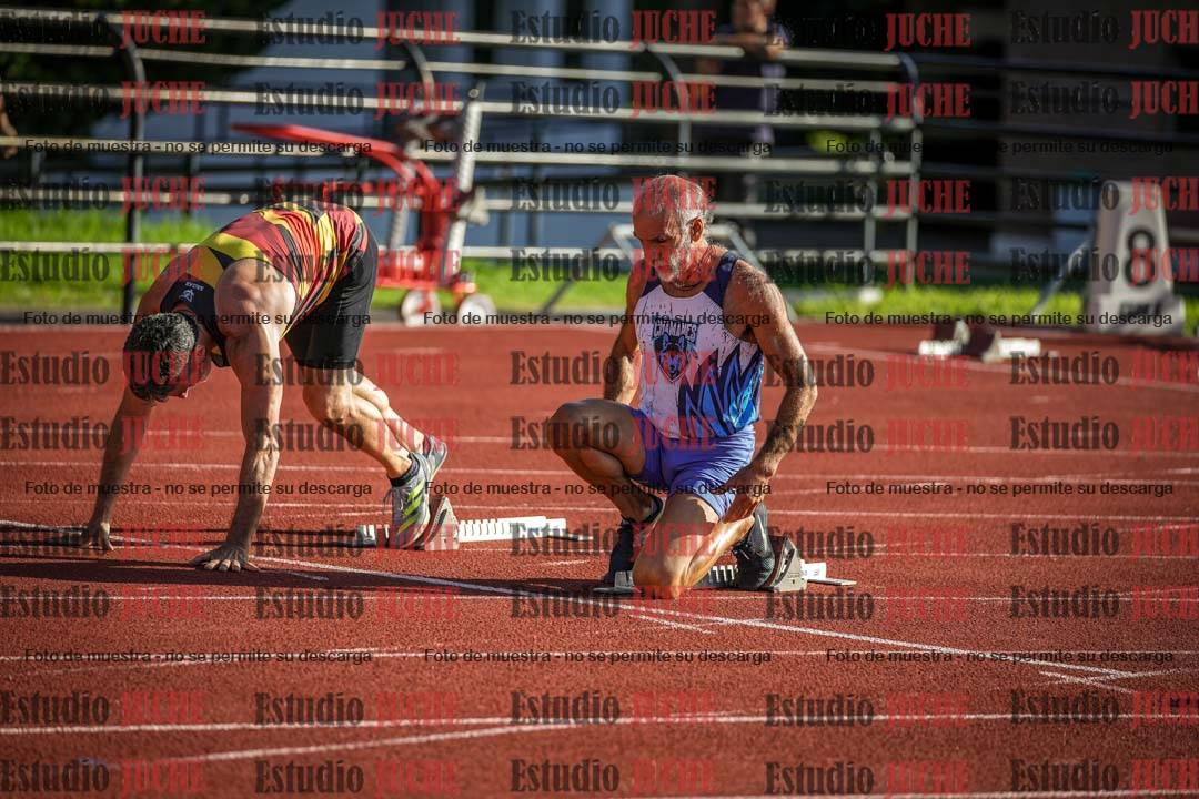 Fotos de los 110 m con vallas de varones - decatlón 6