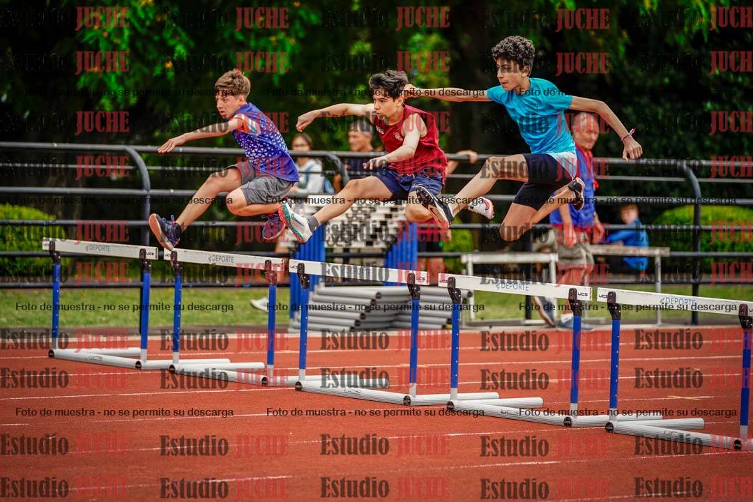 Fotos de los 80 m con vallas de varones