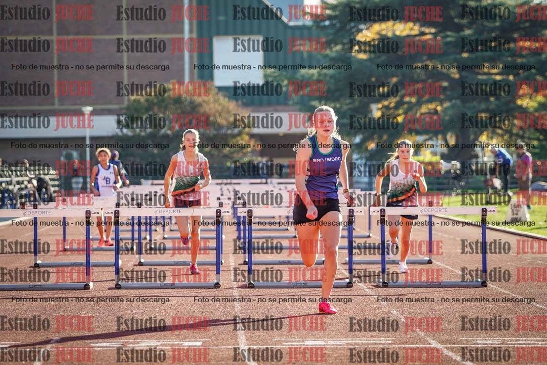 Fotos de los 80 m con vallas de mujeres - U16