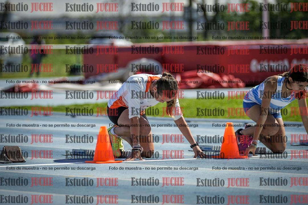 Fotos de los 80 m con vallas de mujeres