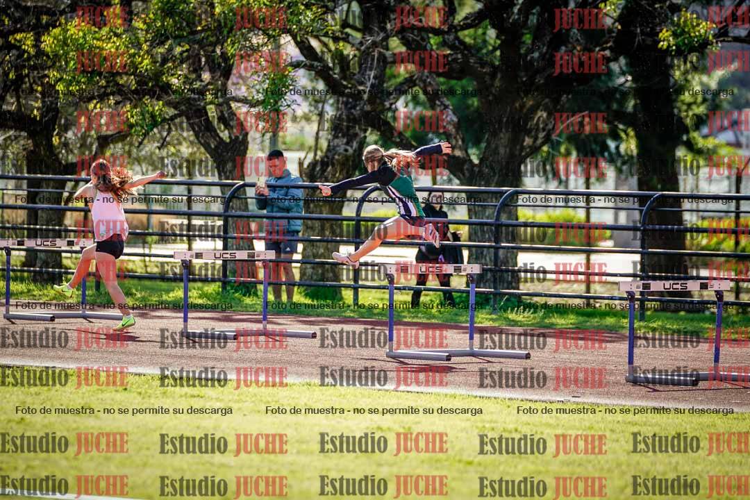 Fotos de los 295 m con vallas de mujeres