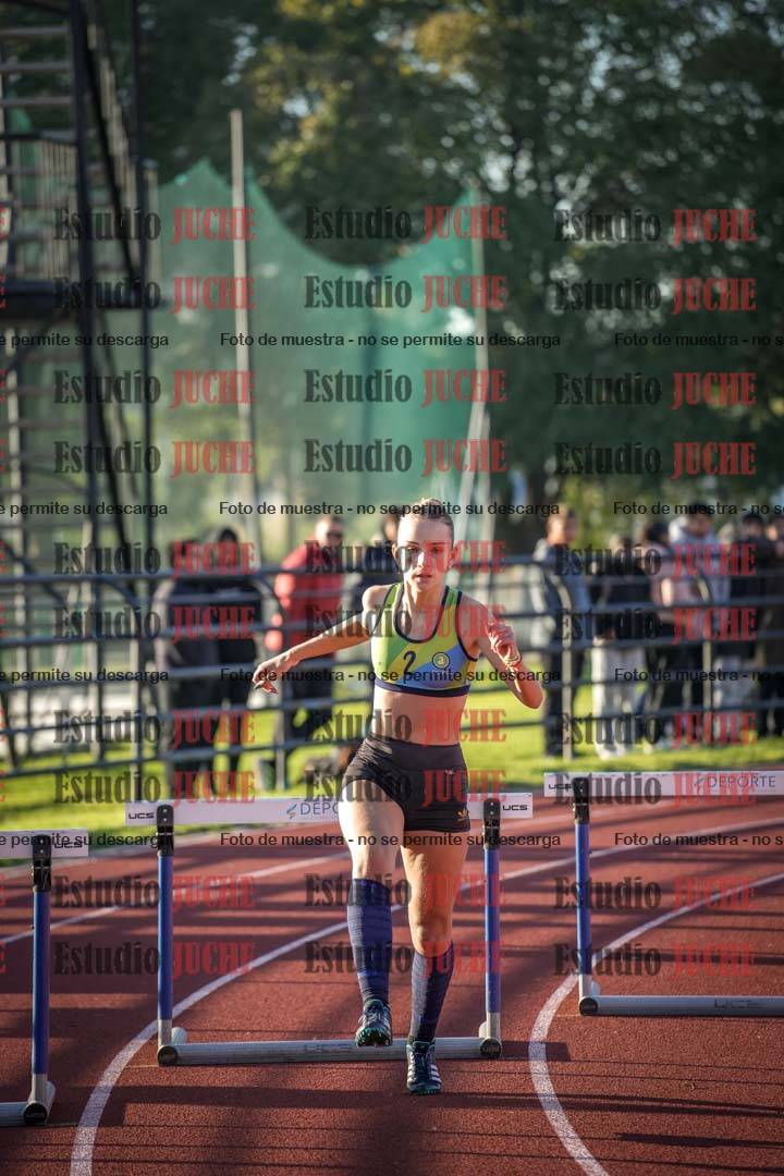 Fotos de los 295 m con vallas de mujeres