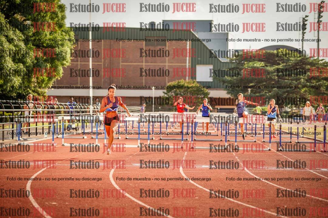 Fotos de los 100 m con vallas de mujeres - combinadas 1