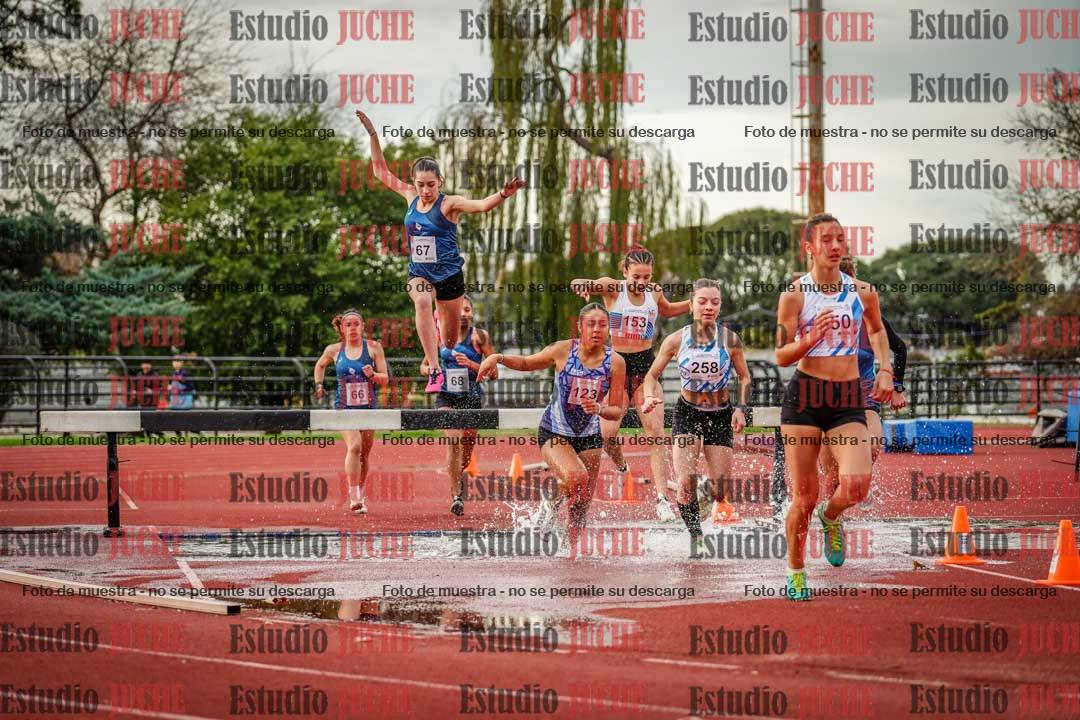 Fotos de los 2000 m con obstáculos de mujeres