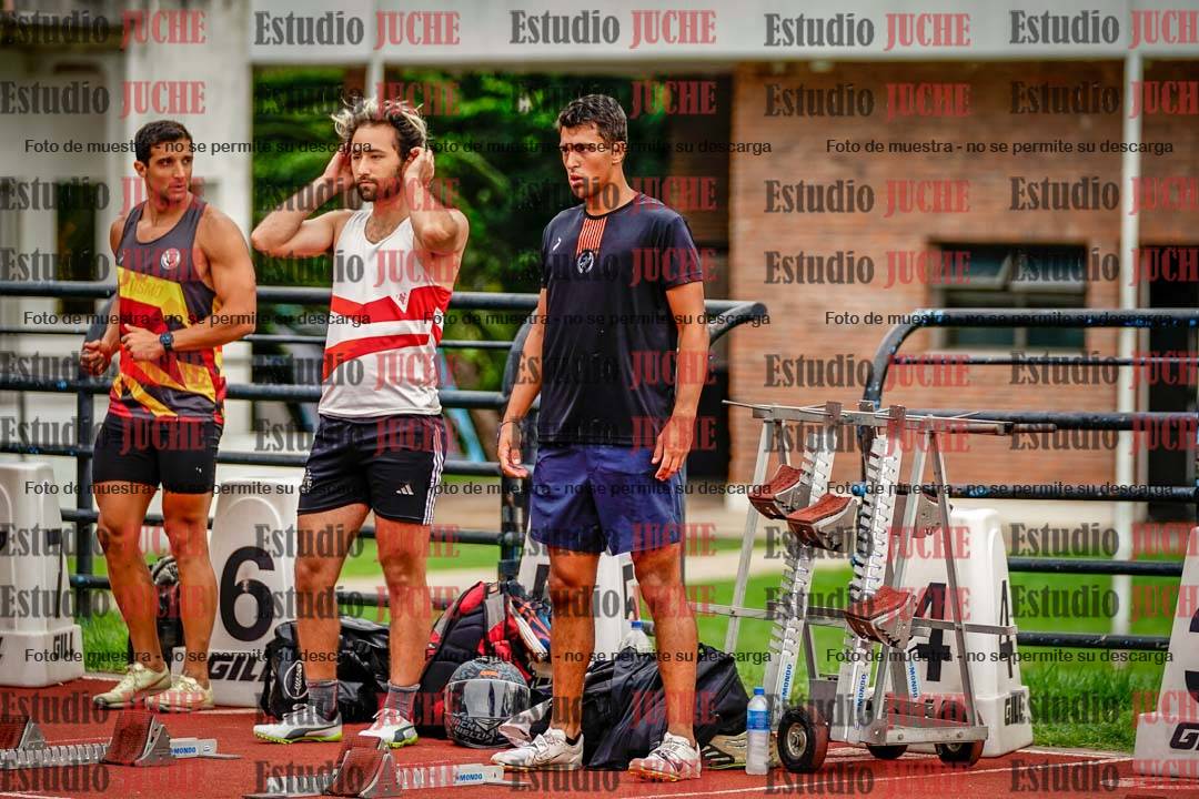 Fotos de los 110 m con vallas de varones - decatlón 6