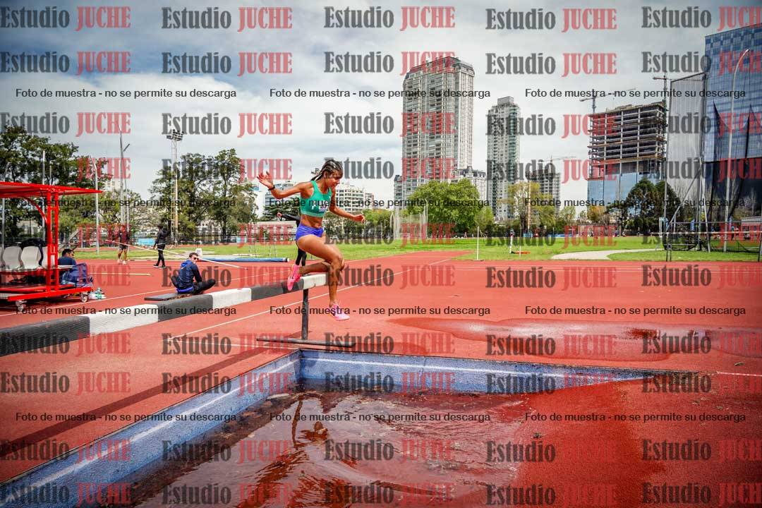 Fotos de los 2000 m con obstáculos de mujeres