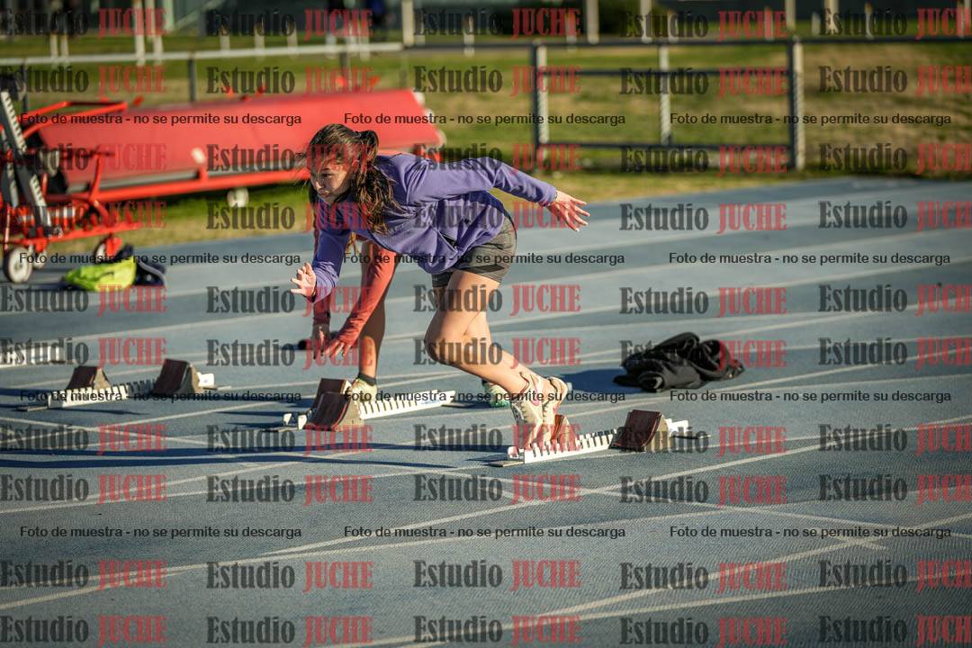 Fotos de los 100 m con vallas de mujeres