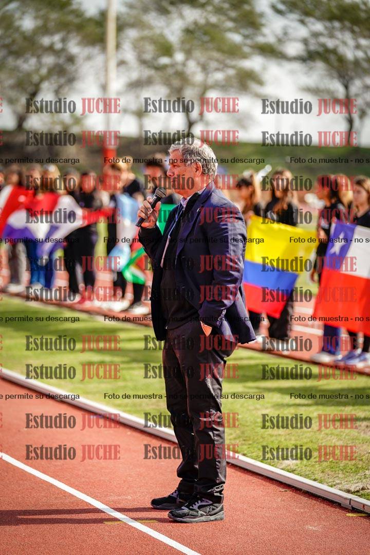 Fotos de algunos extras y podios del día 1