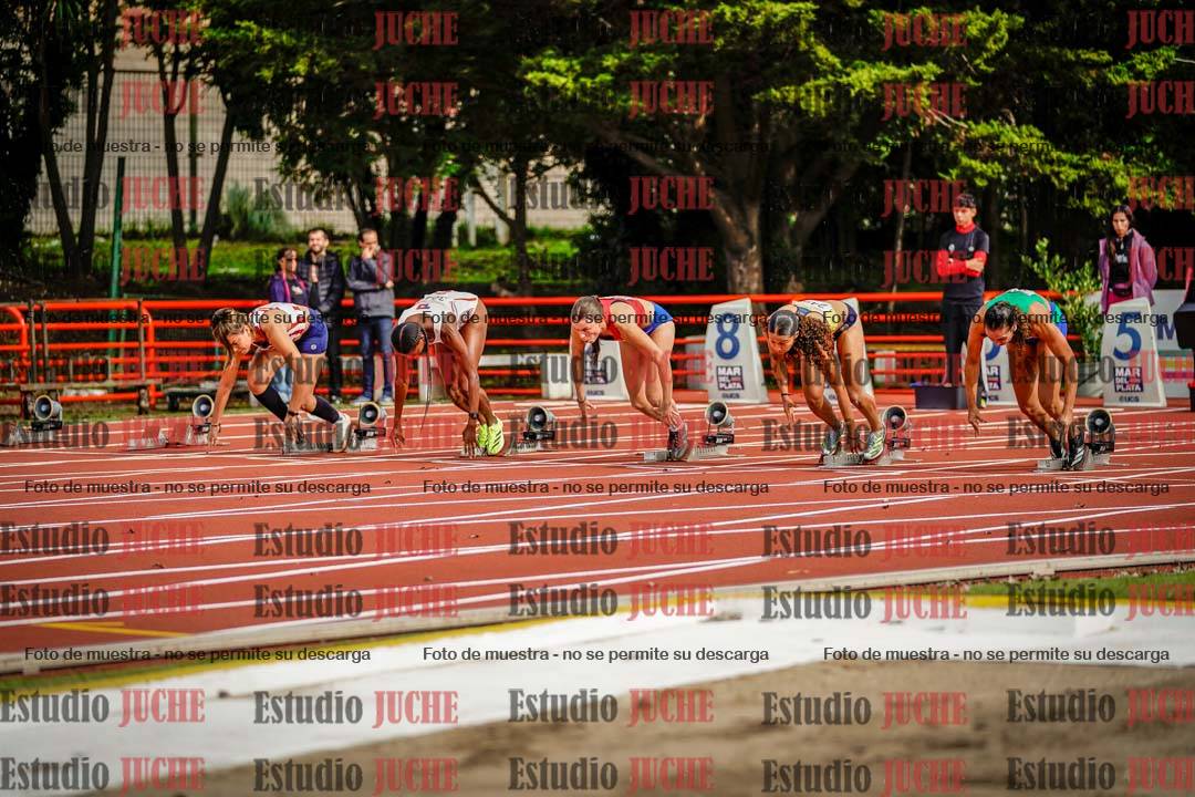Fotos de los 100 m con vallas de mujeres