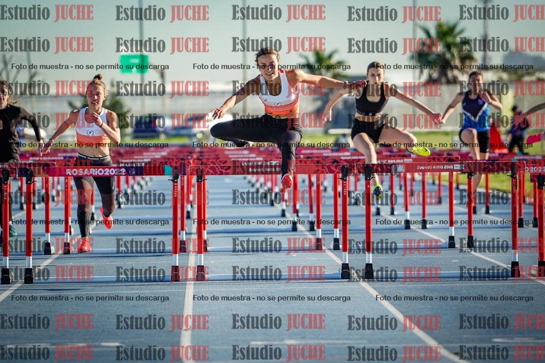 Fotos de los 100 m con vallas de mujeres