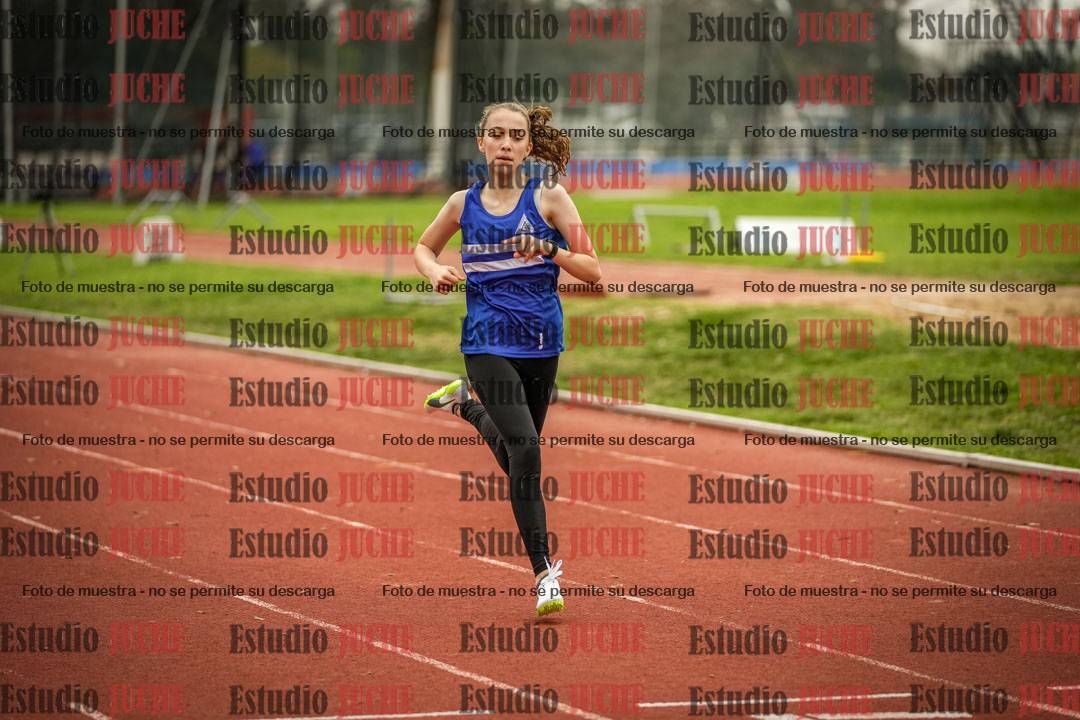 Fotos de los 295 m con vallas de mujeres - U16