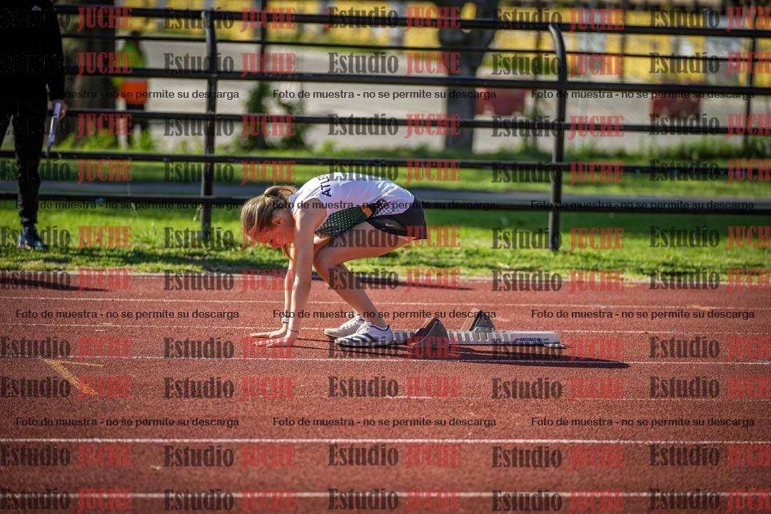 Fotos de los 295 m con vallas de mujeres