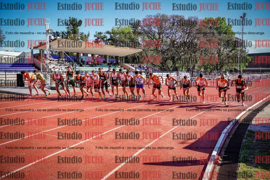 Fotos de los 10.000 m de varones - serie 1