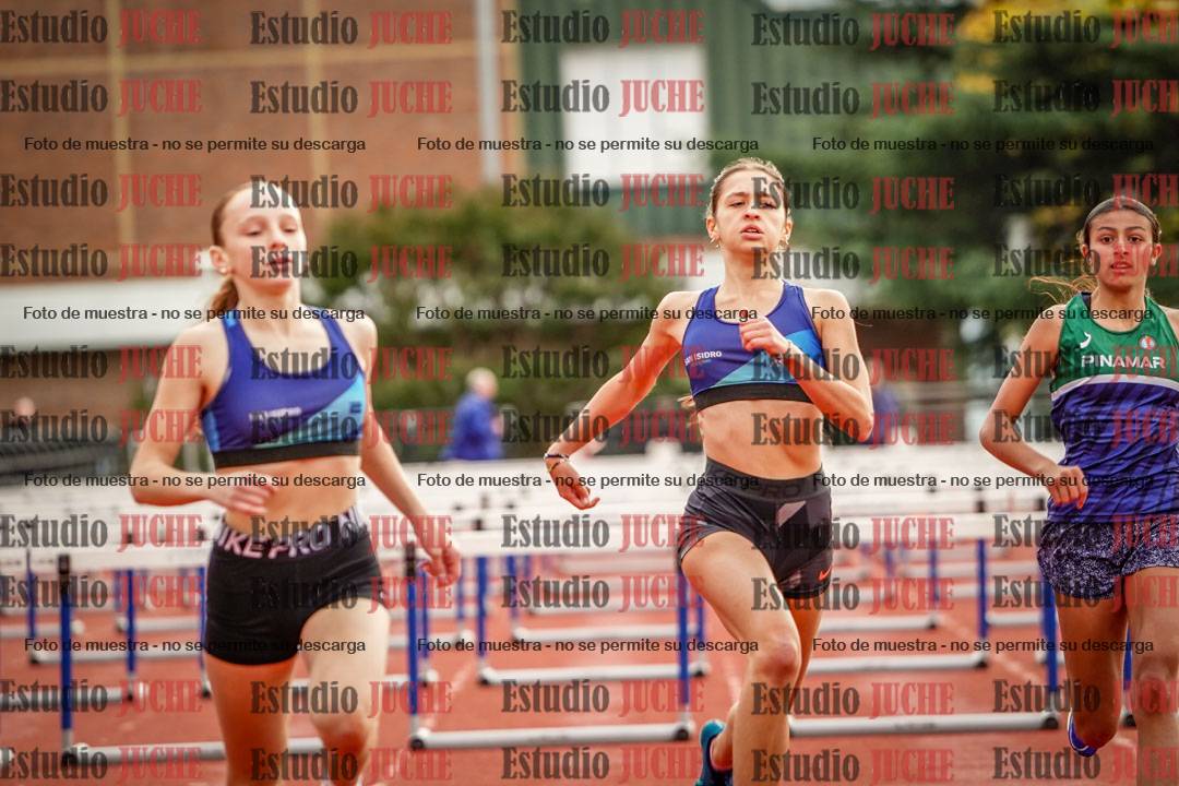 Fotos de los 80 m con vallas de mujeres