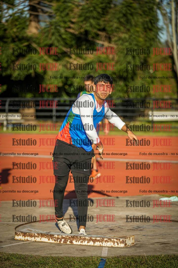 Fotos del lanzamiento de bala de varones