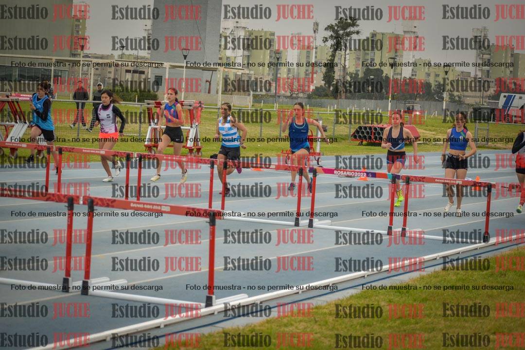 Fotos de los 80 m con vallas de mujeres