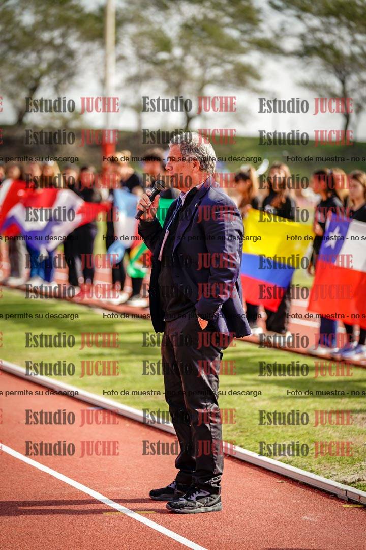 Fotos de algunos extras y podios del día 1