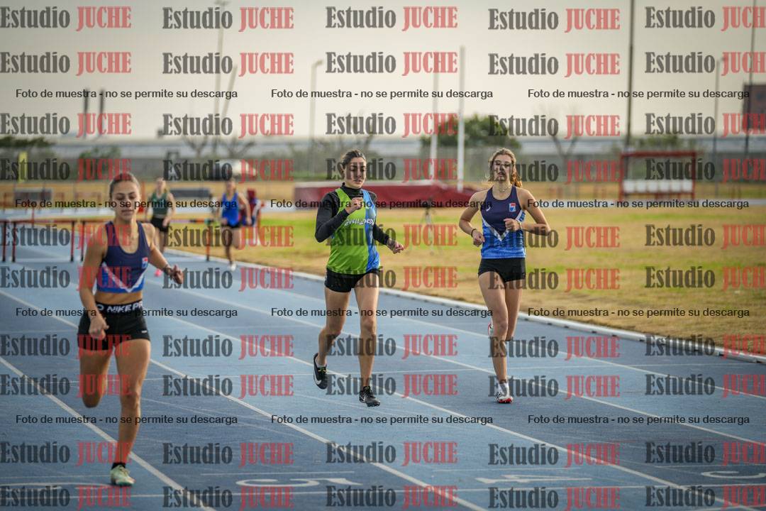 Fotos de los 400 m con vallas de mujeres
