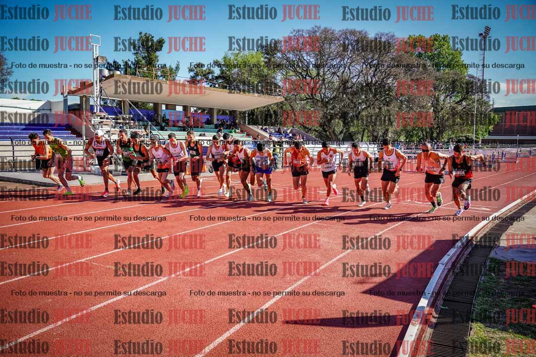 Fotos de los 10.000 m de varones - serie 1
