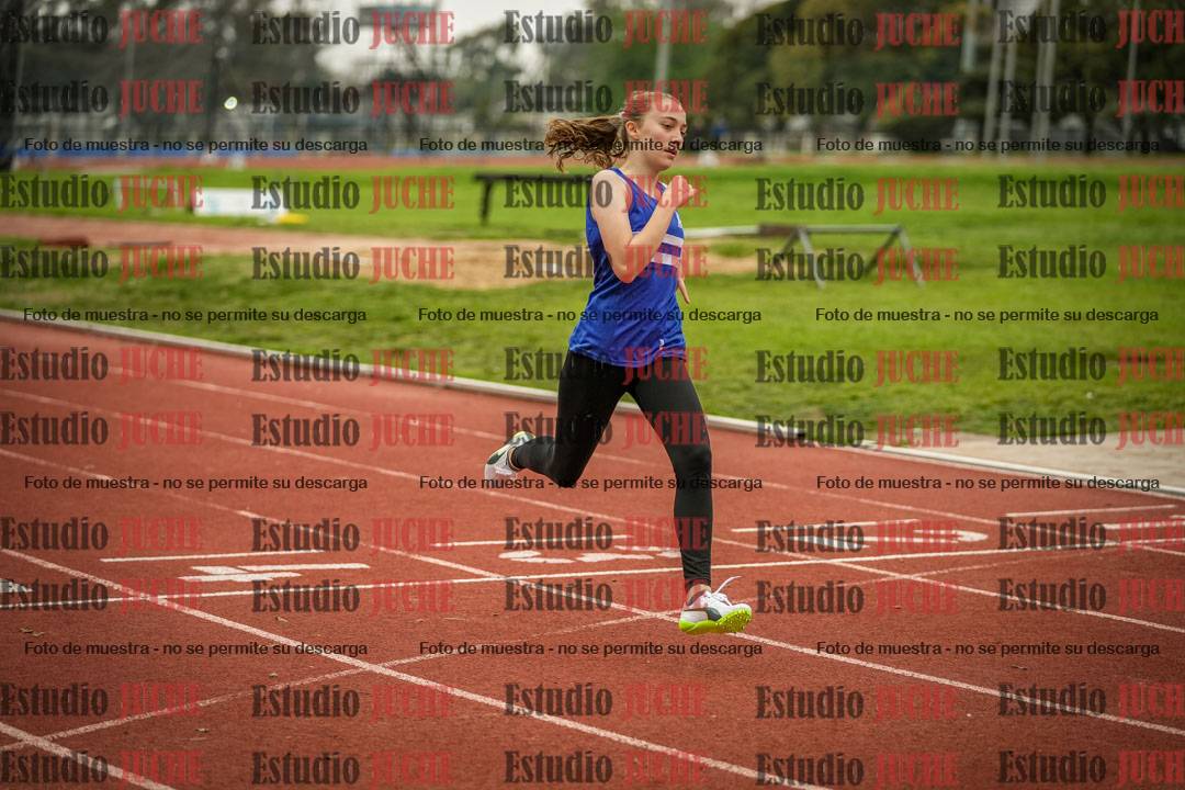 Fotos de los 295 m con vallas de mujeres - U16