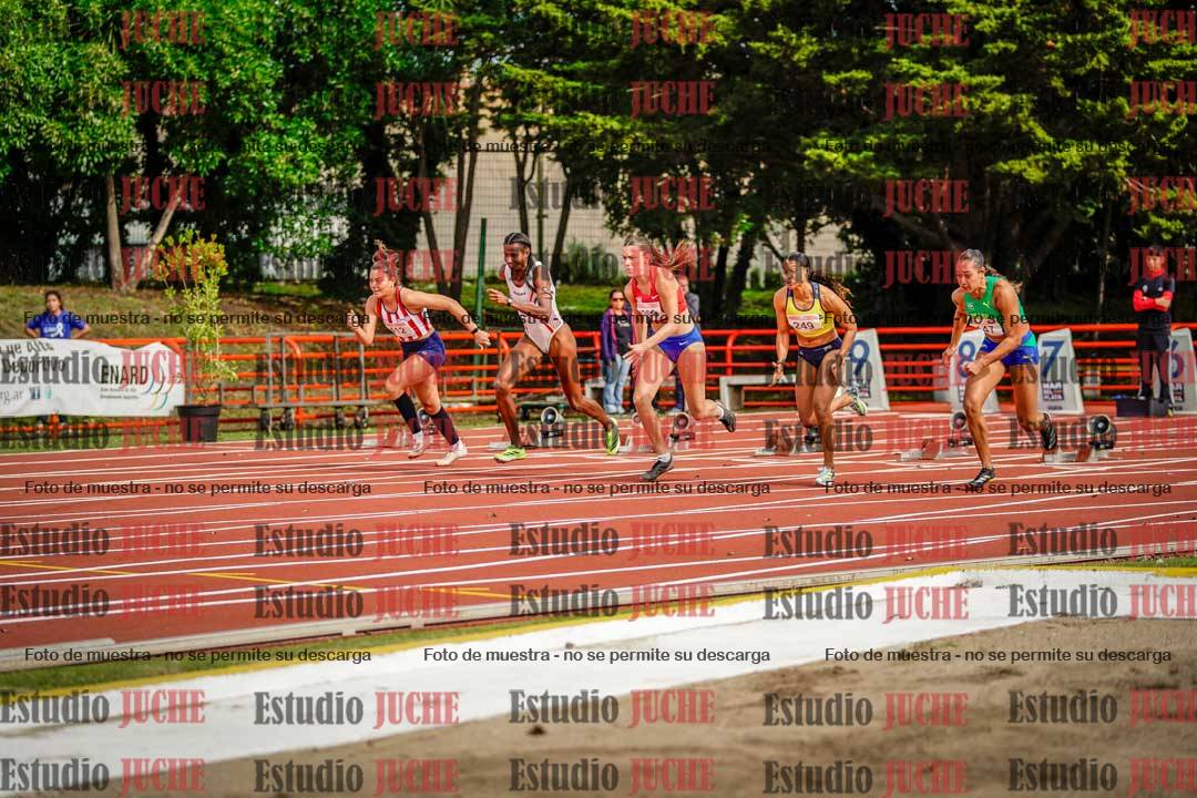 Fotos de los 100 m con vallas de mujeres