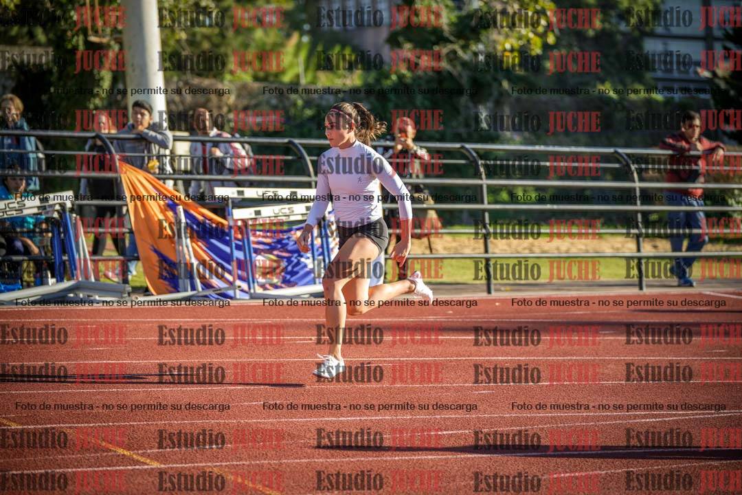 Fotos de los 100 m con vallas de mujeres