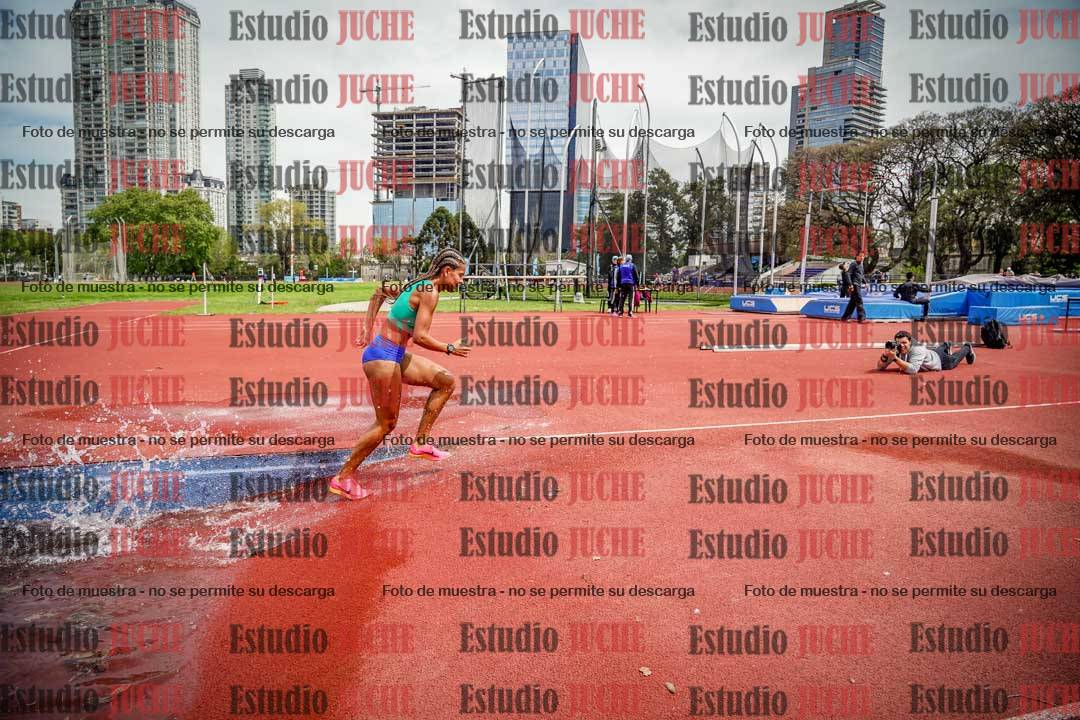 Fotos de los 2000 m con obstáculos de mujeres